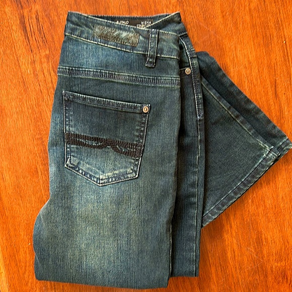 EUC Buffalo Misha Jeans - Picture 1 of 8